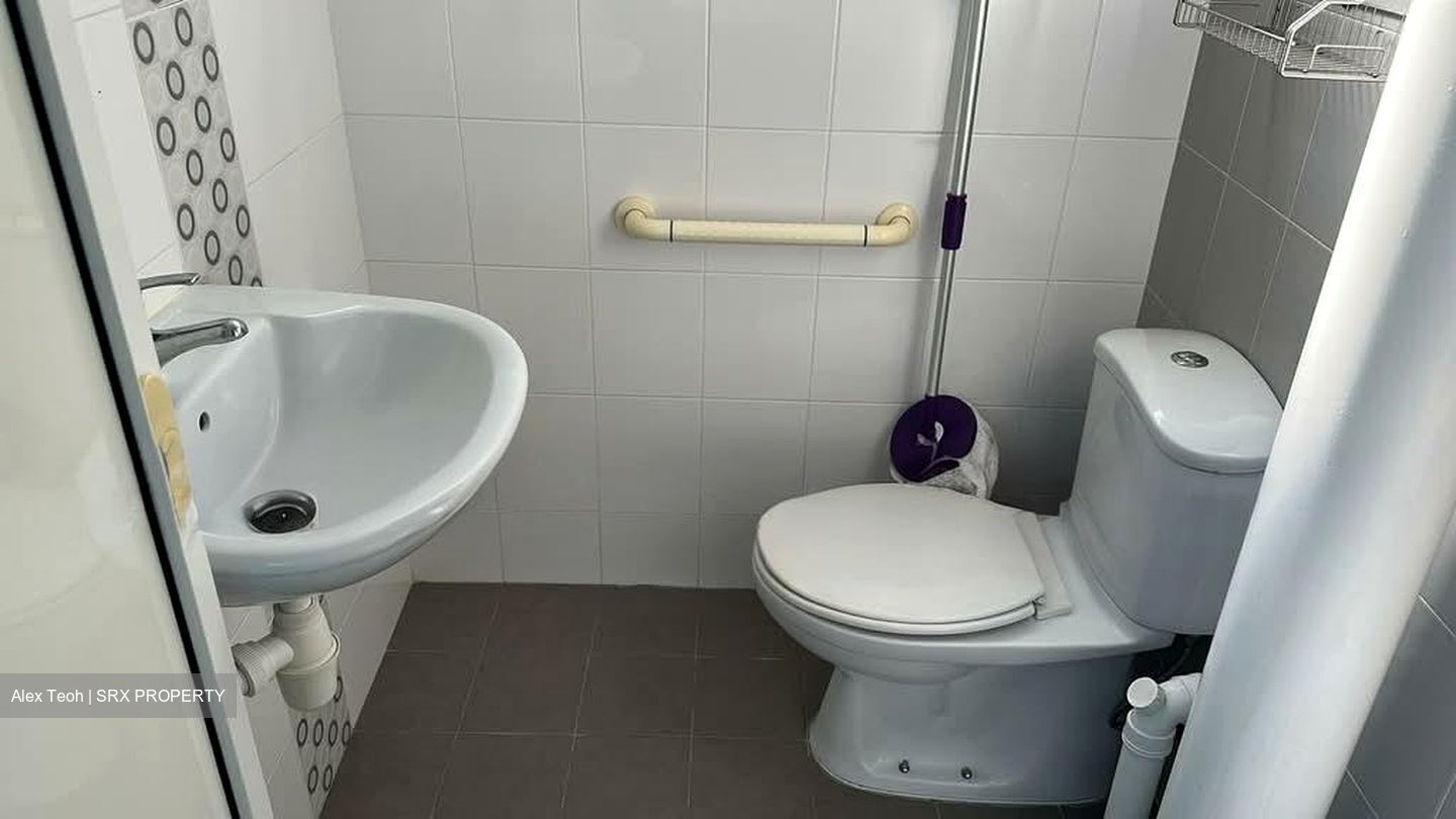 Blk 729 Clementi West Street 2 (Clementi), HDB 5 Rooms #573932691